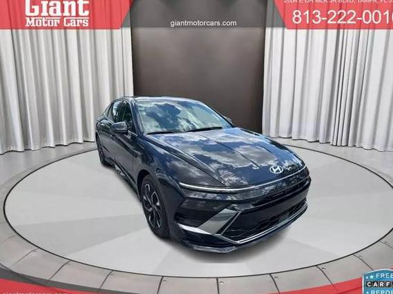 HYUNDAI SONATA 2024 KMHL64JA1RA403255 image