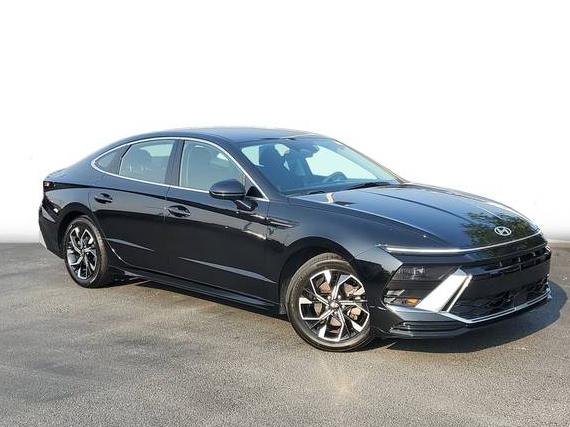 HYUNDAI SONATA 2024 KMHL64JAXRA354444 image