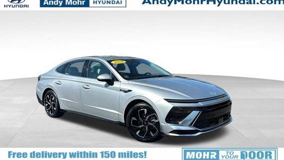 HYUNDAI SONATA 2024 KMHL64JA0RA399652 image