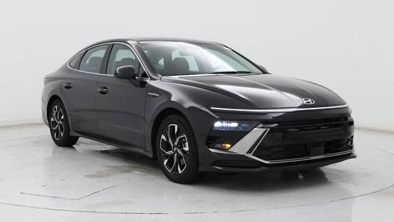 HYUNDAI SONATA 2024 KMHL64JA2RA413745 image