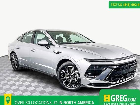 HYUNDAI SONATA 2024 KMHL64JA3RA400034 image