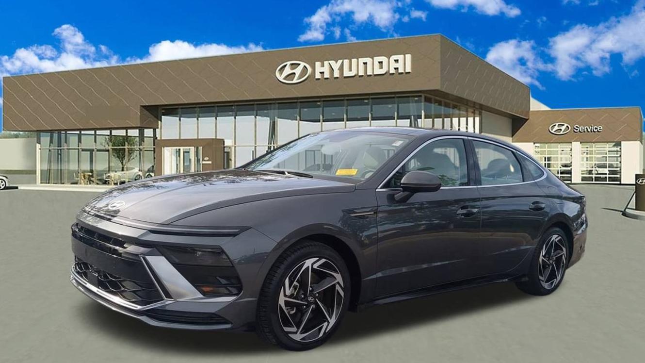 HYUNDAI SONATA 2024 KMHL14JAXRA382307 image