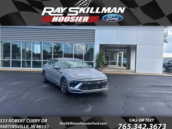 HYUNDAI SONATA 2024 KMHL64JA4RA369912 image