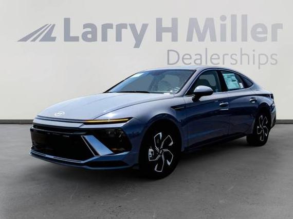 HYUNDAI SONATA 2024 KMHL64JA9RA394272 image