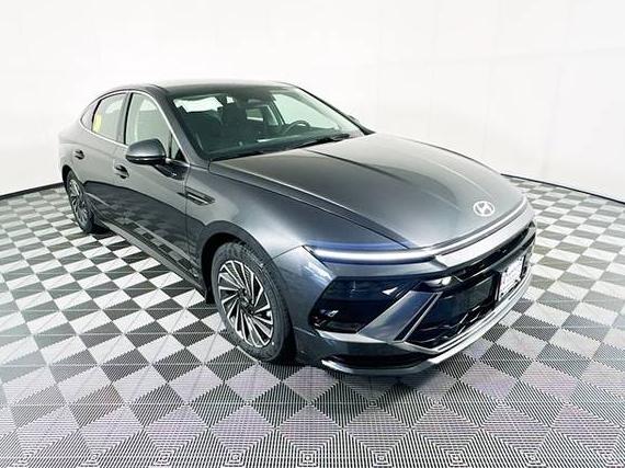 HYUNDAI SONATA 2024 KMHL34JJ6RA097064 image