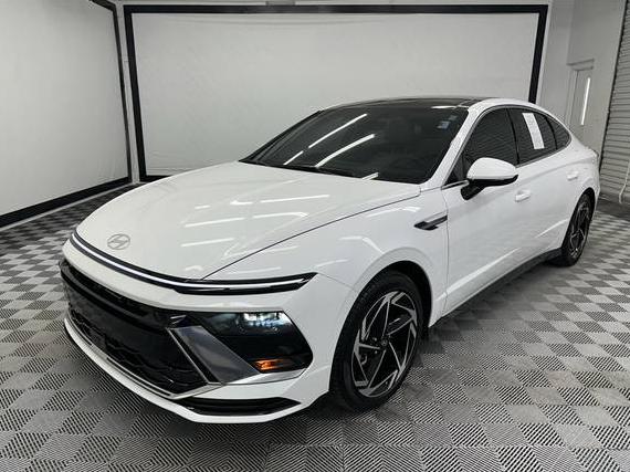 HYUNDAI SONATA 2024 KMHL14JA8RA405440 image