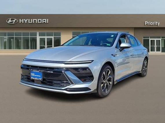HYUNDAI SONATA 2024 KMHL64JAXRA408390 image