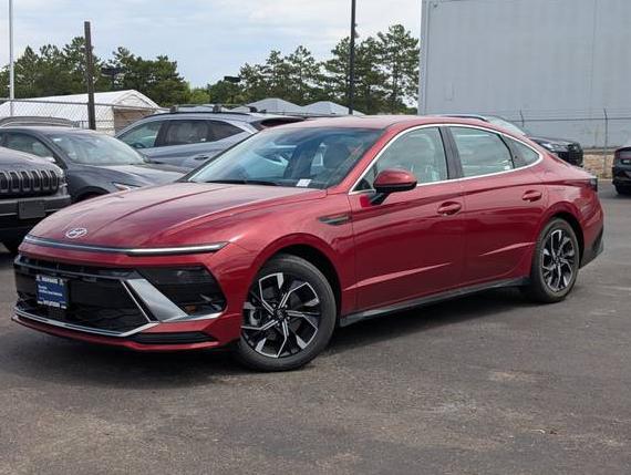 HYUNDAI SONATA 2024 KMHL64JA1RA411159 image