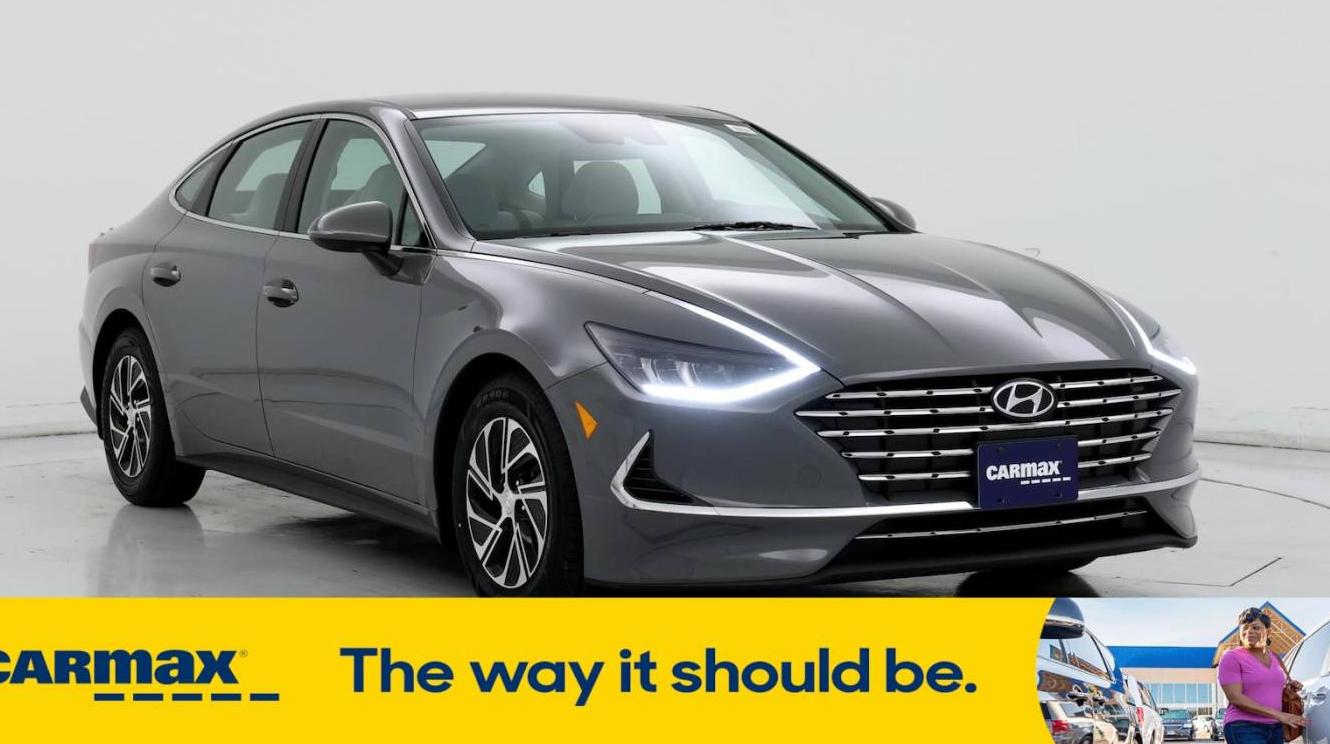 HYUNDAI SONATA 2020 KMHL24JJXLA012687 image