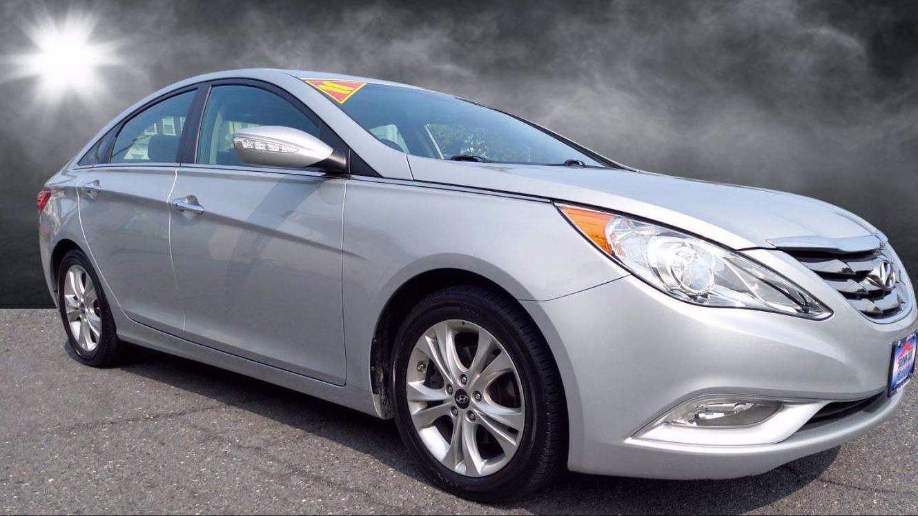 HYUNDAI SONATA 2011 5NPEC4AC1BH203837 image