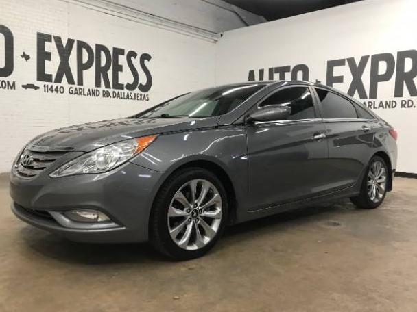 HYUNDAI SONATA 2011 5NPEC4AC1BH286136 image