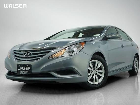 HYUNDAI SONATA 2011 5NPEB4AC1BH073867 image