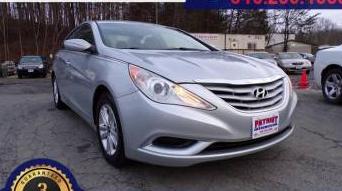 HYUNDAI SONATA 2011 5NPEB4AC0BH288396 image