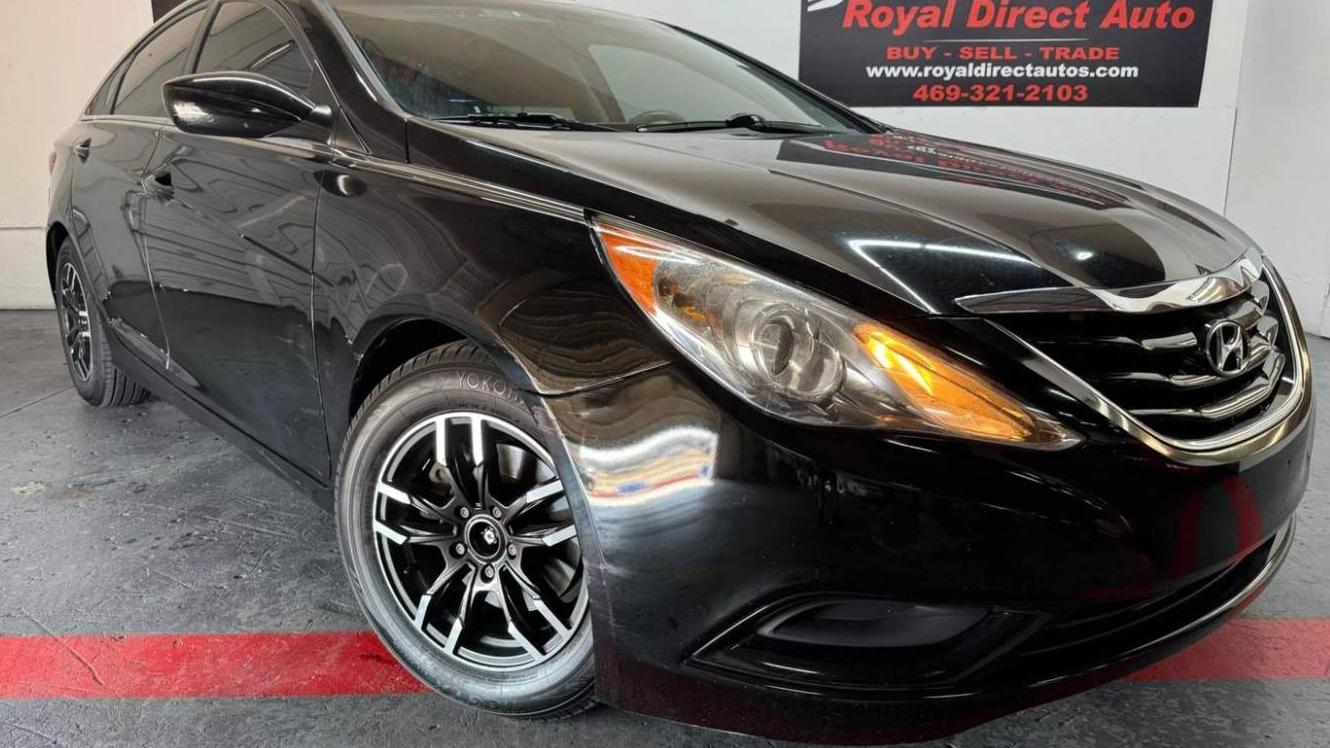 HYUNDAI SONATA 2011 5NPEB4AC1BH012390 image