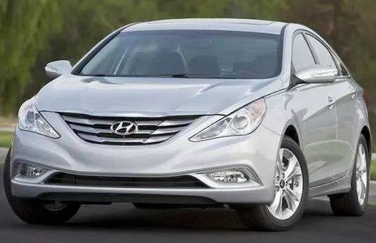 HYUNDAI SONATA 2011 5NPEC4AC6BH300273 image