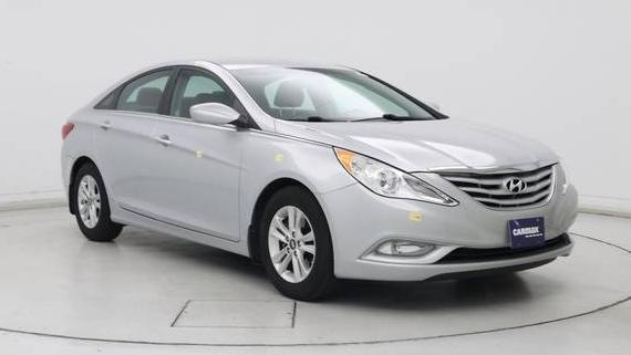 HYUNDAI SONATA 2013 5NPEB4AC7DH588455 image