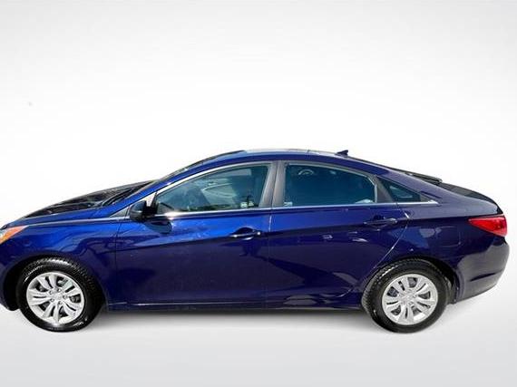 HYUNDAI SONATA 2013 5NPEB4AC1DH557539 image