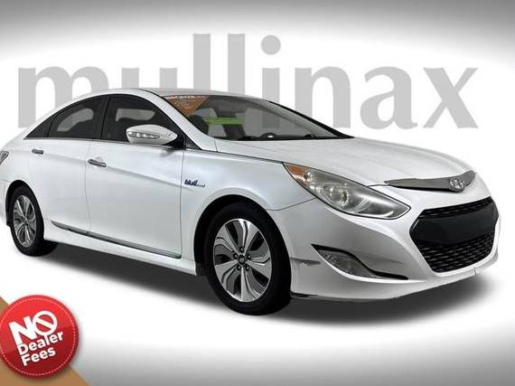HYUNDAI SONATA 2013 KMHEC4A48DA091570 image
