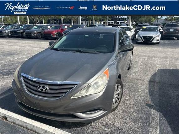 HYUNDAI SONATA 2013 5NPEB4AC5DH544082 image