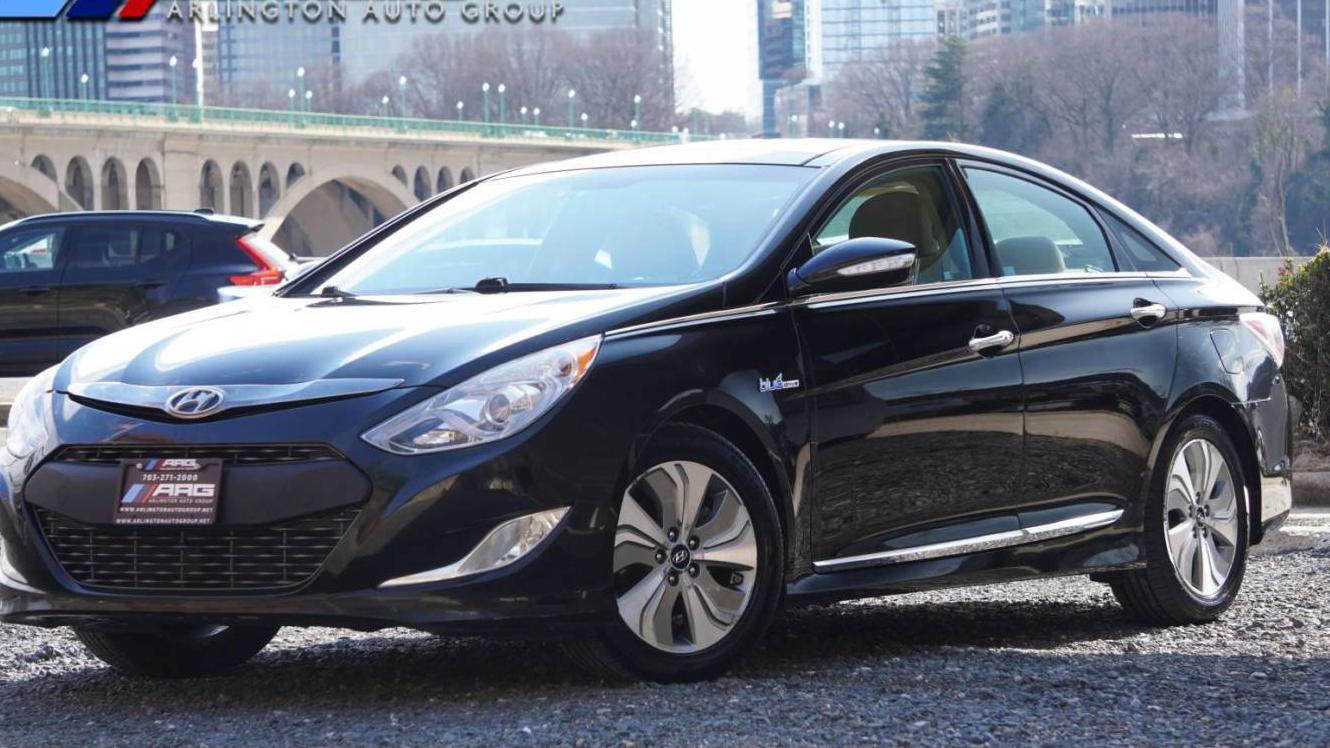 HYUNDAI SONATA 2014 KMHEC4A45EA109993 image