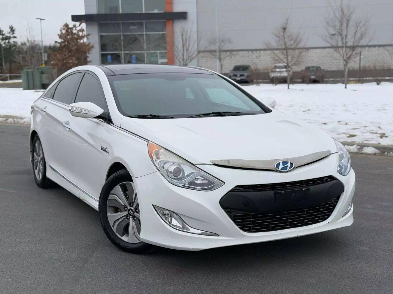 HYUNDAI SONATA 2014 KMHEC4A45EA103840 image