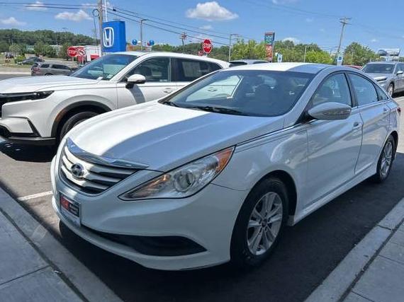 HYUNDAI SONATA 2014 5NPEB4AC0EH825482 image