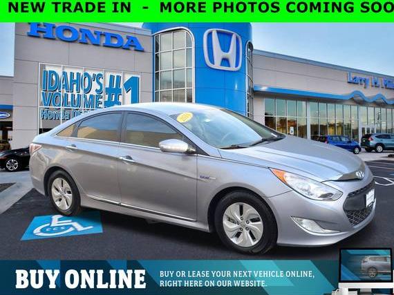 HYUNDAI SONATA 2014 KMHEC4A42EA113953 image