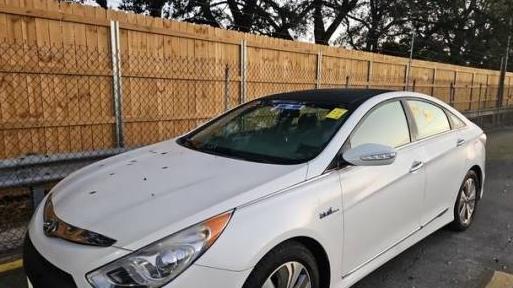 HYUNDAI SONATA 2014 KMHEC4A43EA116182 image