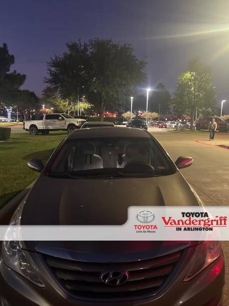 HYUNDAI SONATA 2014 5NPEB4AC8EH916855 image