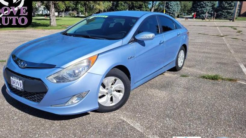 HYUNDAI SONATA 2014 KMHEC4A49EA117370 image