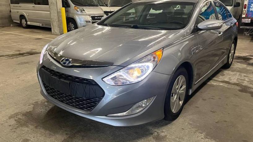 HYUNDAI SONATA 2015 KMHEC4A46FA134869 image