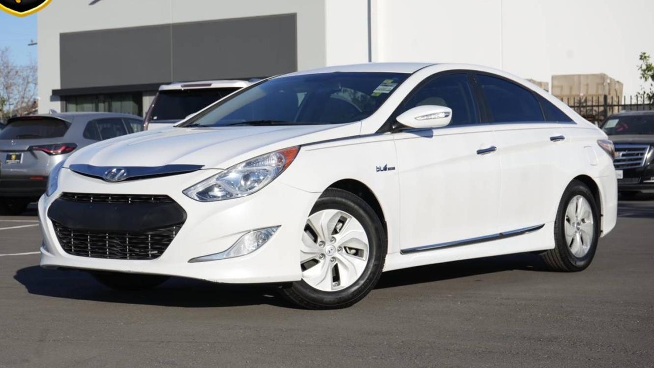 HYUNDAI SONATA 2015 KMHEC4A47FA139613 image