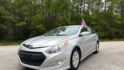 HYUNDAI SONATA 2015 KMHEC4A46FA134452 image