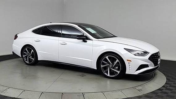 HYUNDAI SONATA 2022 KMHL44J26NA225948 image