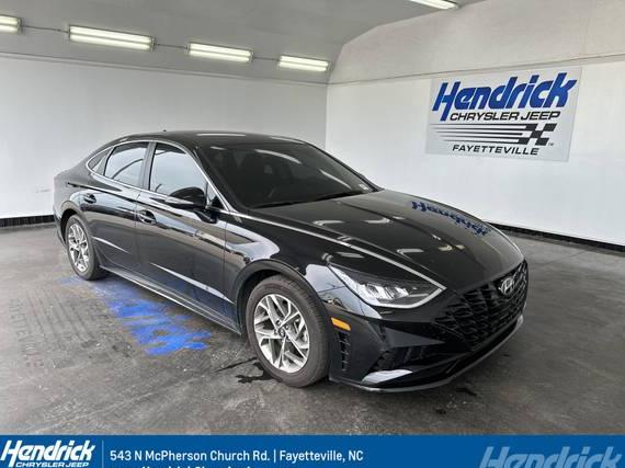 HYUNDAI SONATA 2022 KMHL64JA8NA217142 image
