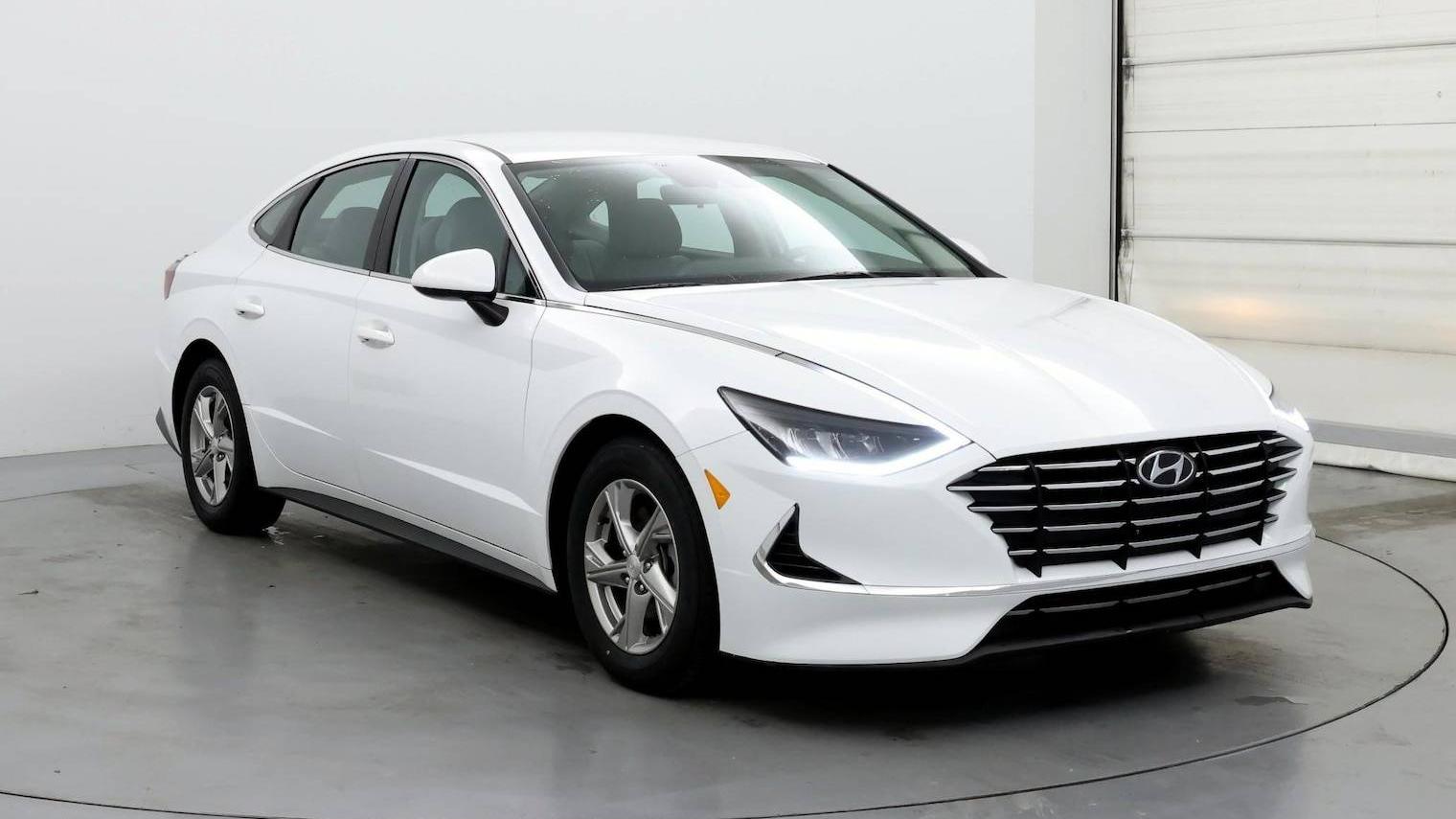 HYUNDAI SONATA 2022 5NPEG4JA2NH145227 image