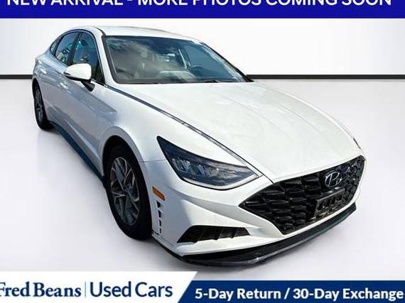 HYUNDAI SONATA 2022 KMHL64JA9NA239649 image