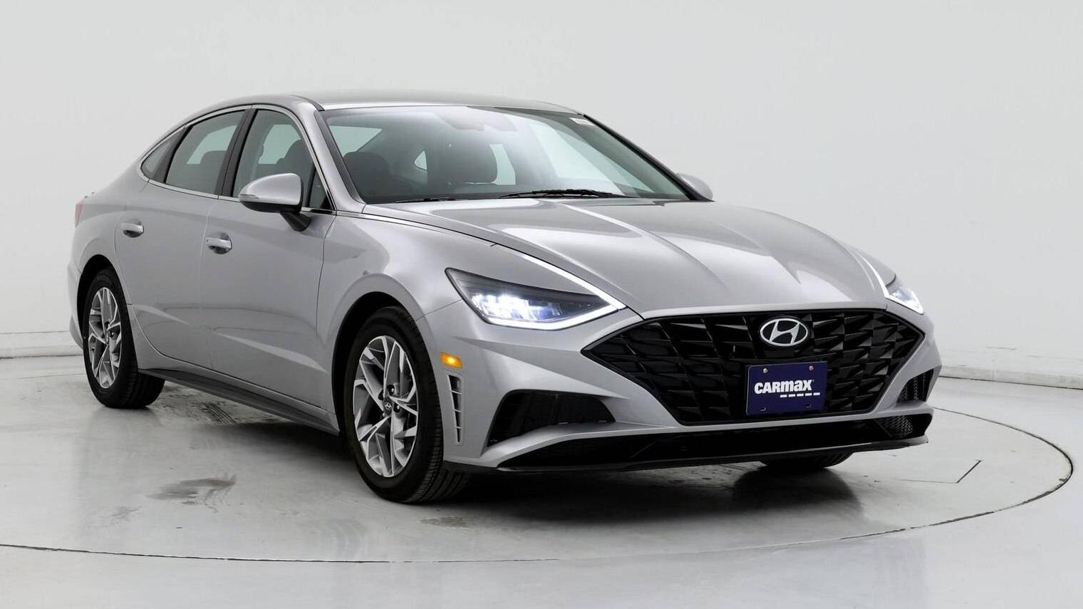 HYUNDAI SONATA 2022 KMHL64JA7NA171710 image