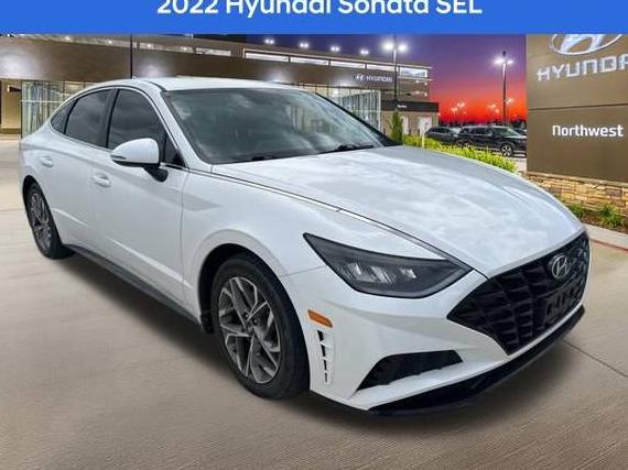 HYUNDAI SONATA 2022 KMHL64JA8NA239030 image