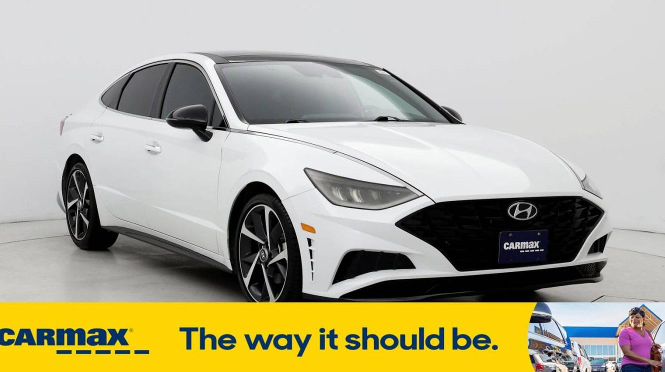 HYUNDAI SONATA 2022 5NPEJ4J21NH136819 image