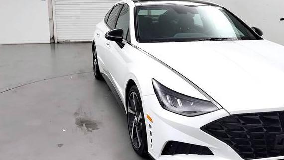 HYUNDAI SONATA 2022 KMHL44J25NA217002 image