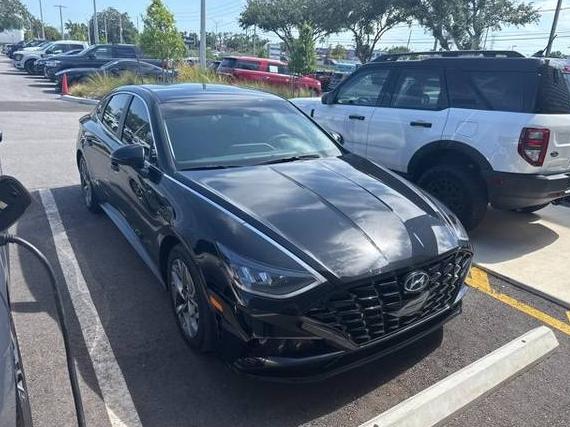 HYUNDAI SONATA 2022 KMHL64JA8NA216041 image
