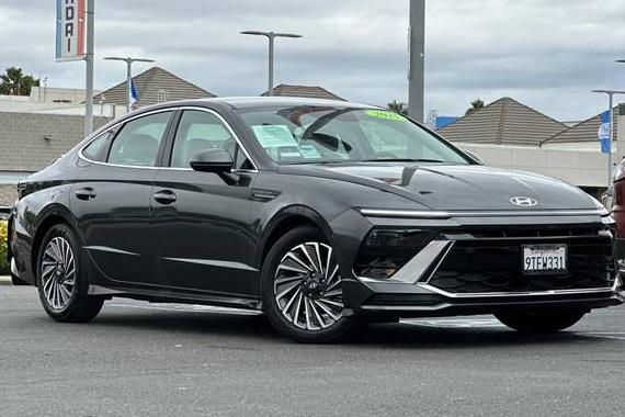 HYUNDAI SONATA 2025 KMHL34JJ0SA121624 image HYUNDAI SONATA 2025 KMHL34JJ0SA121624 image