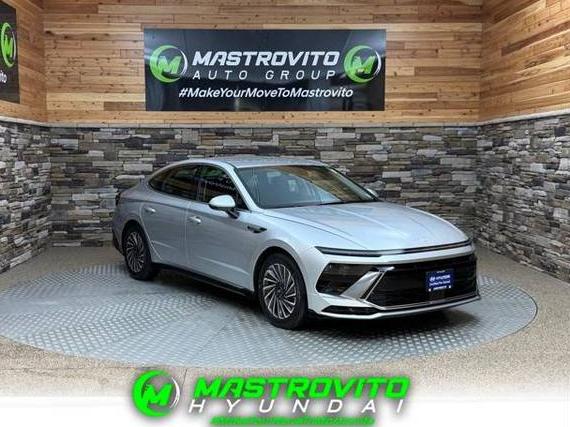 HYUNDAI SONATA 2025 KMHL34JJ2SA109829 image