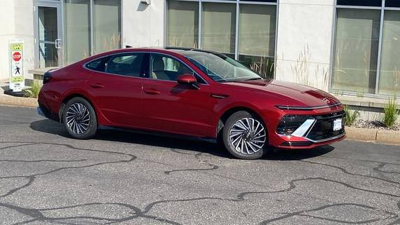 HYUNDAI SONATA 2025 KMHL54JJ0SA105790 image