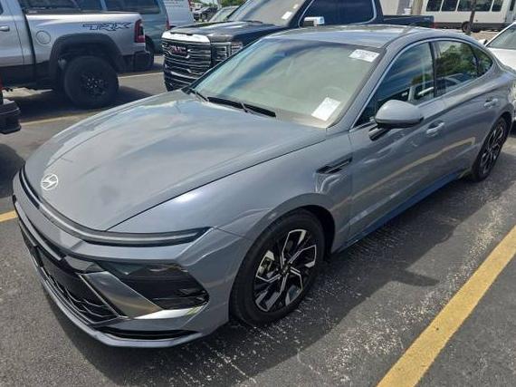 HYUNDAI SONATA 2025 KMHL64JA9SA428653 image