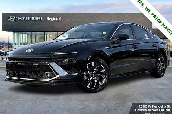 HYUNDAI SONATA 2025 KMHL64JA6SA490365 image