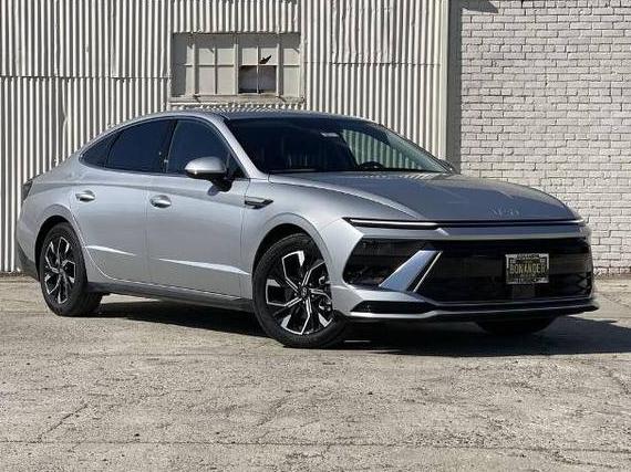 HYUNDAI SONATA 2025 KMHL64JA4SA510063 image