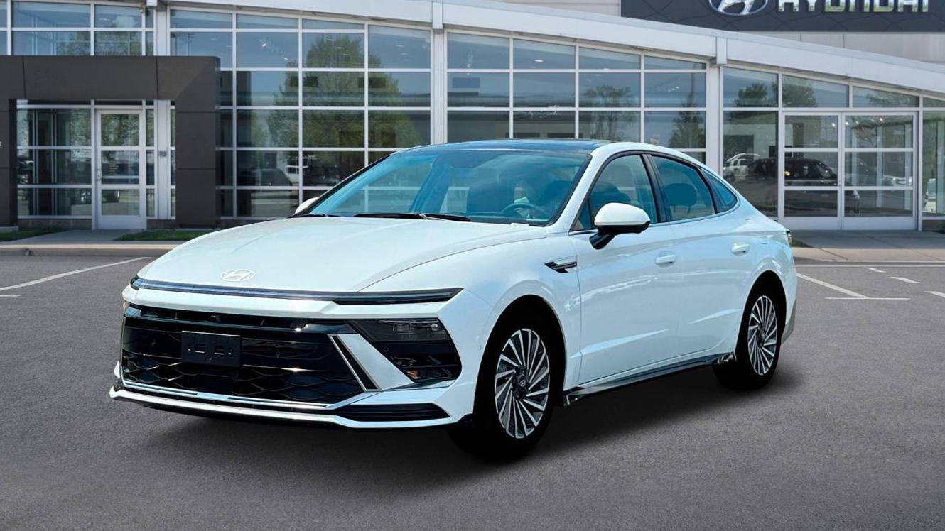 HYUNDAI SONATA 2025 KMHL54JJXSA109278 image