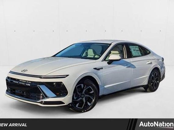 HYUNDAI SONATA 2025 KMHL64JA2SA482215 image